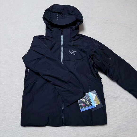 Arc'teryx Black Gore-Tex Jacket, Size L - Picture 8 of 10